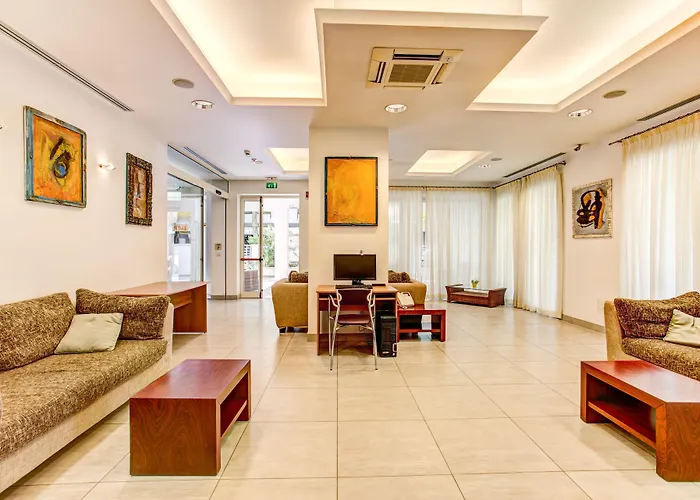 Wally Residence